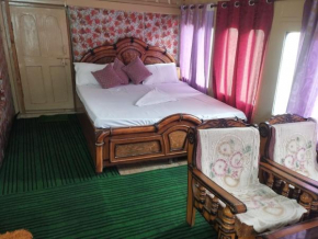 Midway Home stay